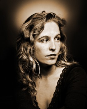 Tift Merritt, Minneapolis, June, 2002 . © Tony Nelson