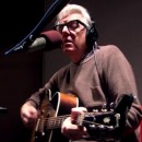 Nick Lowe performs live on Sound Opinions with Greg Kot and Jim DeRogatis.