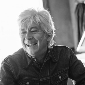 Watch Ian McLagan's Video Premiere for "All I Wanna Do"