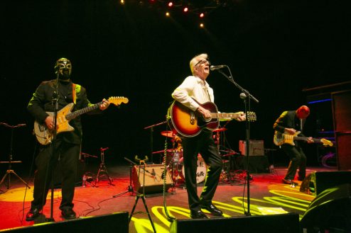 Nick Lowe Los Straitjackets