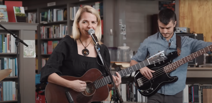 Aoife O’Donovan NPR Tiny Desk Home Concert 2022